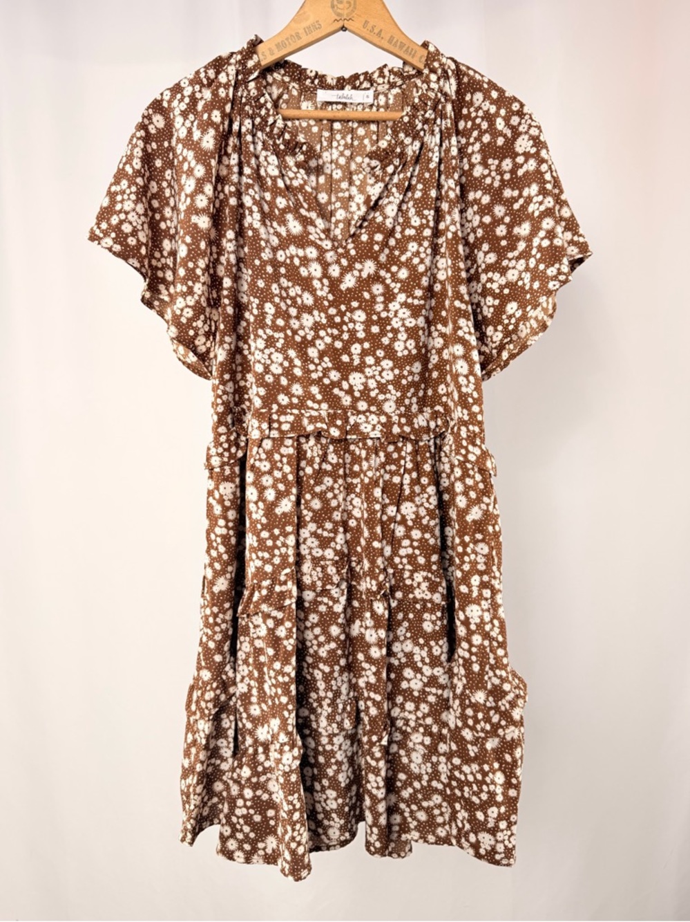 Talulah Floral Short Sleeve Tiered Mini Dress in Brown White Size Small